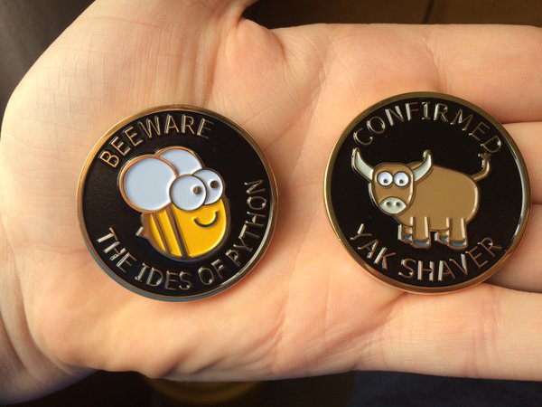 The front and back of the BeeWare Challenge Coin.